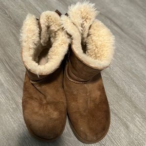 Ugg bootie